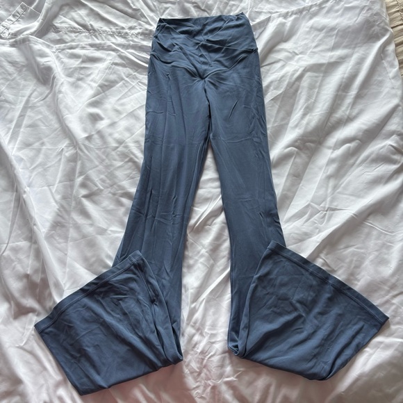 OFFLINE By Aerie Real Me High Waisted Crossover Flare Leggings - Picture 1 of 6